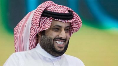 تركي آل الشيخ يتكفل بمباراة الأهلي والهلال السعودي في اعتزال طارق التايب