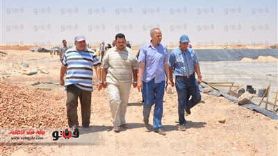 بالصور.. 15 مليون جنيه لتوسعة مشروعات الصرف الصحي بالخارجة