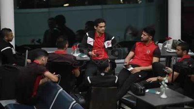 طائرة الأهلي تغادر القاهرة متوجهة إلى الإمارات