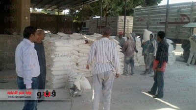 بالصور.. ضبط 17 طن دقيق مدعم قبل بيعه بالسوق السوداء بسوهاج