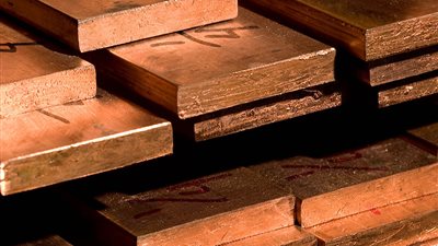 النحاس يتراجع لأدنى مستوى في 7 أسابيع مع تعثر اقتصادات أوربية