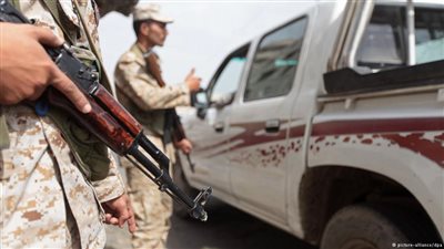 سلسلة تفجيرات في المكلا تستهدف مقار حكومية