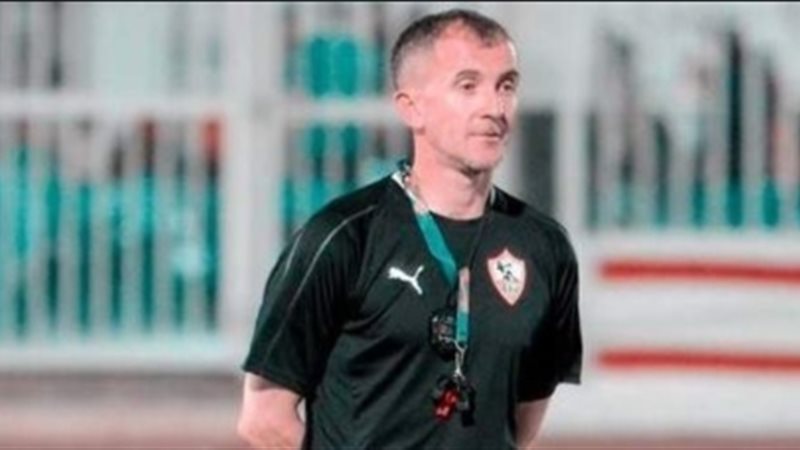ميتشو المدير الفني