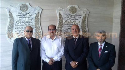 بالصور.. نادي المحاسبات يلتقي «مميش» لتهنئته بقناة السويس الجديدة