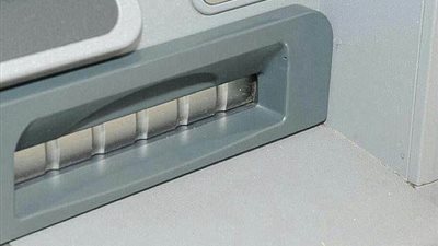 حيلة اللصوص لسرقة الأرقام السرية لبطاقات الائتمان (صور)