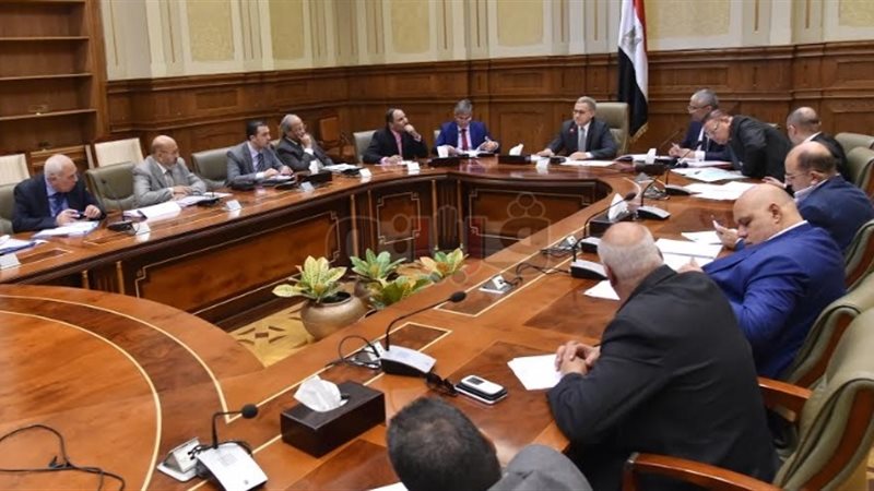 لجنة الإدارة المحلية