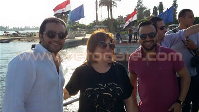 بالصور.. إلهام شاهين وهاني سلامة في زيارة لقناة السويس الجديدة