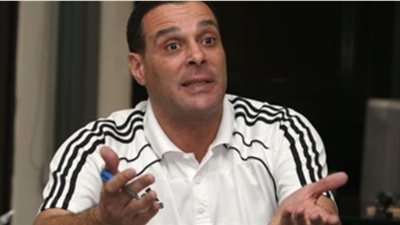 تفاصيل حجز ملابس الحكام الجديدة في الجمارك لأكثر من شهر