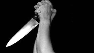 عامل ينهي حياة صاحب محل بطعنة في الرقبة لمعاكسته شقيقته بأوسيم