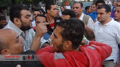 مشادات كلامية بين أنصار 