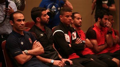 عبد الحفيظ ونجوم الأهلي يشاركون في مؤتمر اعتزال غالي