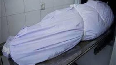 عامل يشعل النار في جثة مسنة بعد سرقتها بالسيدة زينب