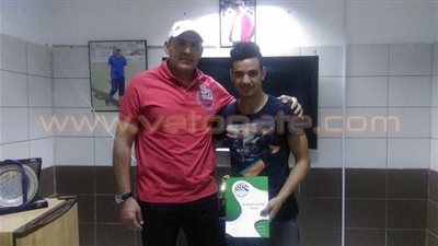 بالصور.. أحمد عبد الواحد يعود إلى «النصر»