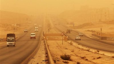 إغلاق طريق «رأس غارب - الشيخ فضل» بسبب سوء الأحوال الجوية