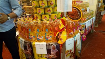 زحام على اللحوم والدواجن بمعرض «أهلا رمضان» في البحيرة (صور)