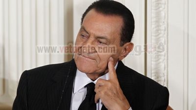 النائب العام يفتح التحقيق فى اتهام مبارك باستيراد قمح 