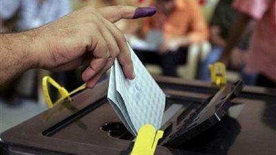 الانتخابات العراقية في مواجهة قنابل داعش.. الديمقراطية تحدد مصير بغداد بعد الانتصار على الإرهاب.. نظام إلكتروني لتسهيل الإجراءات.. إعلان النتائج بعد 48 ساعة.. وخطوات جديدة لمنع التزوير