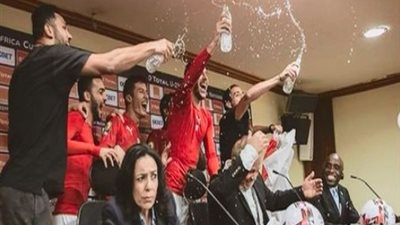 شوقي غريب يعلق على صوره المثيرة خلال البطولة الأفريقية (فيديو)