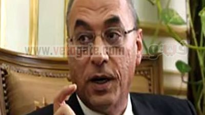 تكريم موظف التموين 