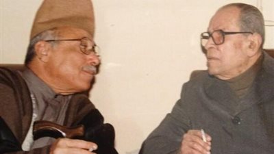 محمود السعدني يدعو الله أن يفوز نجيب محفوظ بـ«نوبل»