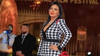 رانيا يوسف تستعرض رشاقتها في أحدث ظهور (صور)