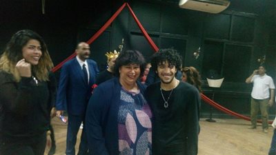 وزيرة الثقافة تشهد هاملت على مسرح قصر ثقافة الجيزة