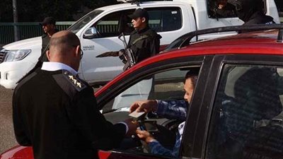 تحرير 1826 مخالفة انتظار خاطئ بالمحاور والميادين الرئيسية في الجيزة