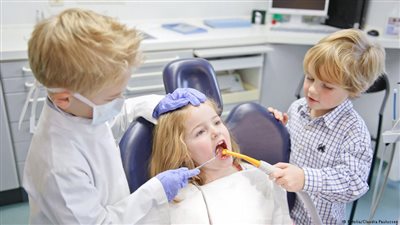 دراسة تكشف طريقة لوقاية الأسنان اللبنية من التسوس