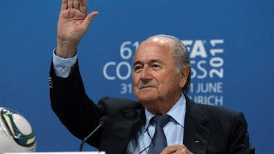 الممثل البريطانى تيم روث يجسد شخصية رئيس الفيفا