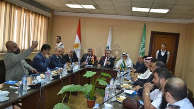 اتحاد عمال مصر يبحث التعاون مع وفد اللجنة العمالية السعودية