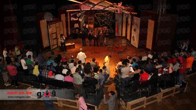 إقبال شديد على المسارح رغم إرهاب الإخوان