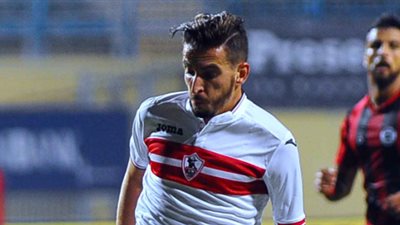 مؤيد العجان يؤازر لاعبي الزمالك في التدريبات