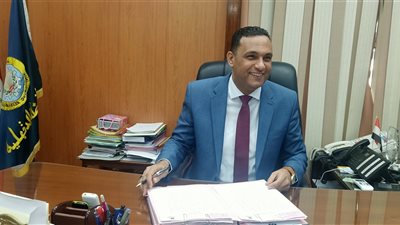 المحافظون الجدد| محافظ الدقهلية يوزع الورود على المرضى والأيتام بالمنصورة (فيديو)