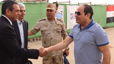 متحدث الرئاسة: زيارة السيسي للعاصمة الجديدة للمتابعة ورفع الروح المعنوية.. معدلات الإنشاء والإنجاز تفوق المعدلات العالمية.. المشروع له عائد اقتصادي وتنموي واجتماعي كبير