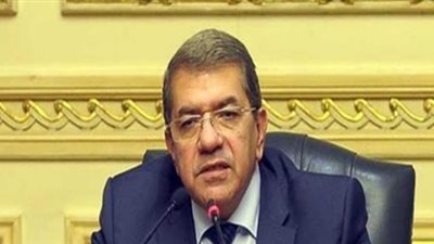 ستاندرد أند بورز ترفع تصنيفها السيادي للاقتصاد المصري من B- إلى B