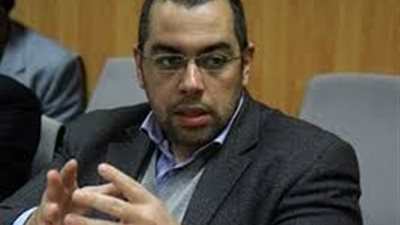 نائب يطالب بسرعة تطبيق الحد الأدنى للأجور بالجامعات المصرية