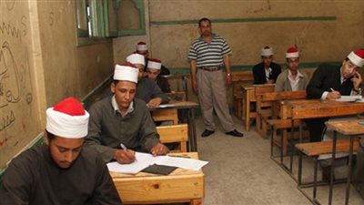 7428 طالبًا يؤدون امتحانات الدور الثاني بالمعاهد الأزهرية بسوهاج