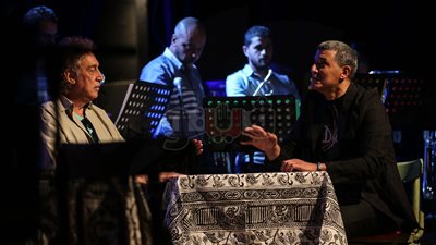 مقهى غنائي في حضرة «مونت كايرو» بساقية الصاوي (صور)