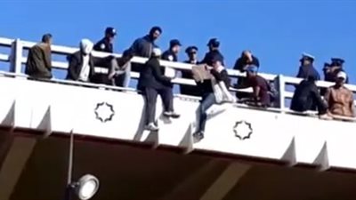 لحظة إحباط محاولة انتحار جماعي لنزلاء جمعية خيرية بالمغرب (فيديو)