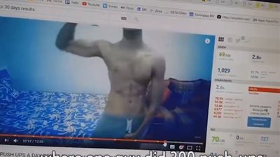 شاب يمارس تمارين الضغط 16 ألف مرة في شهر (فيديو)