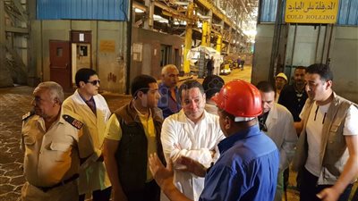 تفاصيل زيارة وزير قطاع الأعمال لشركة مصر للألومنيوم في نجع حمادي