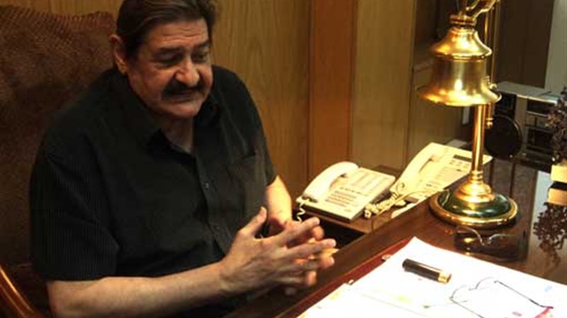 الراحل مصطفى حسين