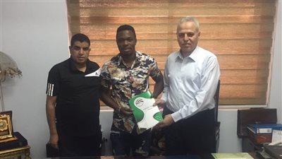 أوكروكيت ويليام ينضم لكتيبة الإنتاج الحربي لمدة موسمين