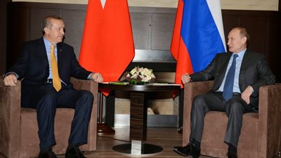 «أردوغان»: «بوتين» يتجه إلى التخلي عن «الأسد»