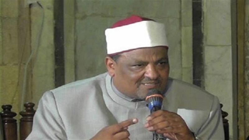  الدكتور عباس شومان