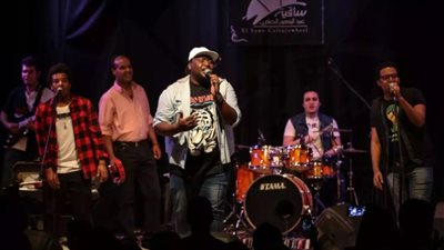 «منيب باند» يقدم أغنيات جديدة على مسرح ساقية الصاوي (صور)