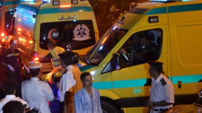 إصابة 21 عاملا في تصادم أتوبيس بسيارة نقل بطريق السويس- الأدبية