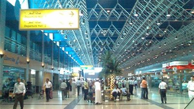 سلطات مطار القاهرة ترحل 14 أفريقيا حاولوا التسلل إلى دول الجوار