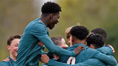 فوز تاريخي.. أياكس يسحق فريقا هولنديا 50-1 في دوري الناشئين