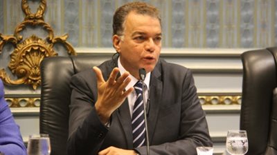 هشام عرفات: لولا الزيادة الجديدة للتذكرة لتوقف المترو.. نحتاج 30 مليار جنيه للصيانة وتحسين الخدمة.. إحنا خدامين الناس وندفع أخطاء حكومات سابقة..غرامة 50 جنيها لعبور البوابات بدون تذكرة